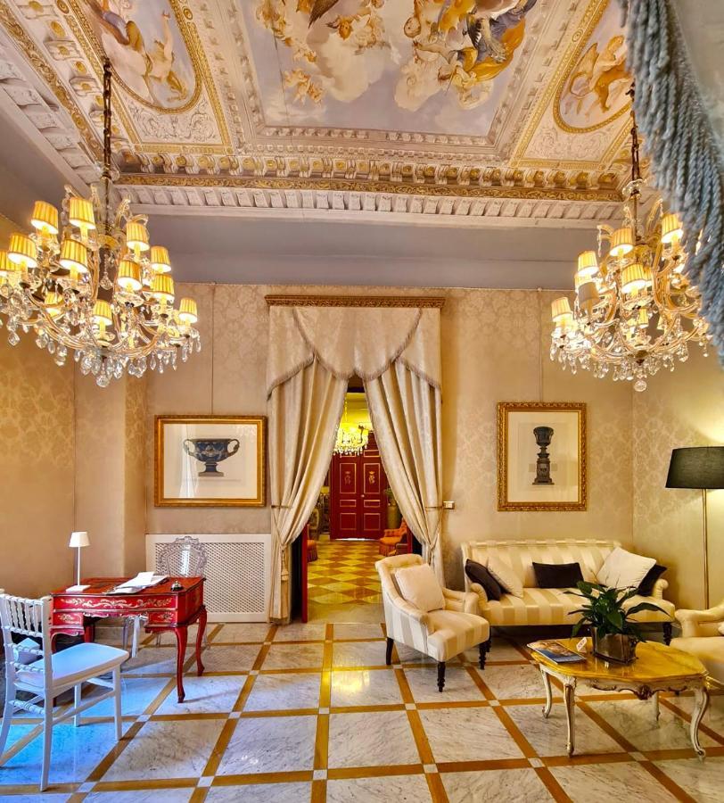 Palazzo Cherubini-Pools & Wellness Rossano Extérieur photo
