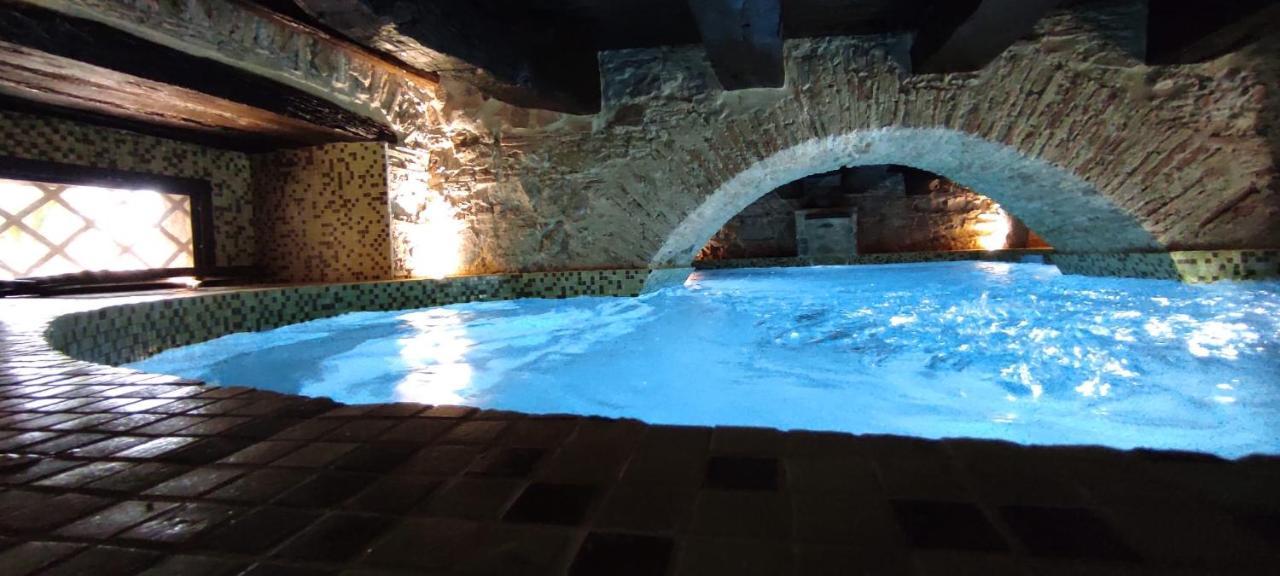 Palazzo Cherubini-Pools & Wellness Rossano Extérieur photo