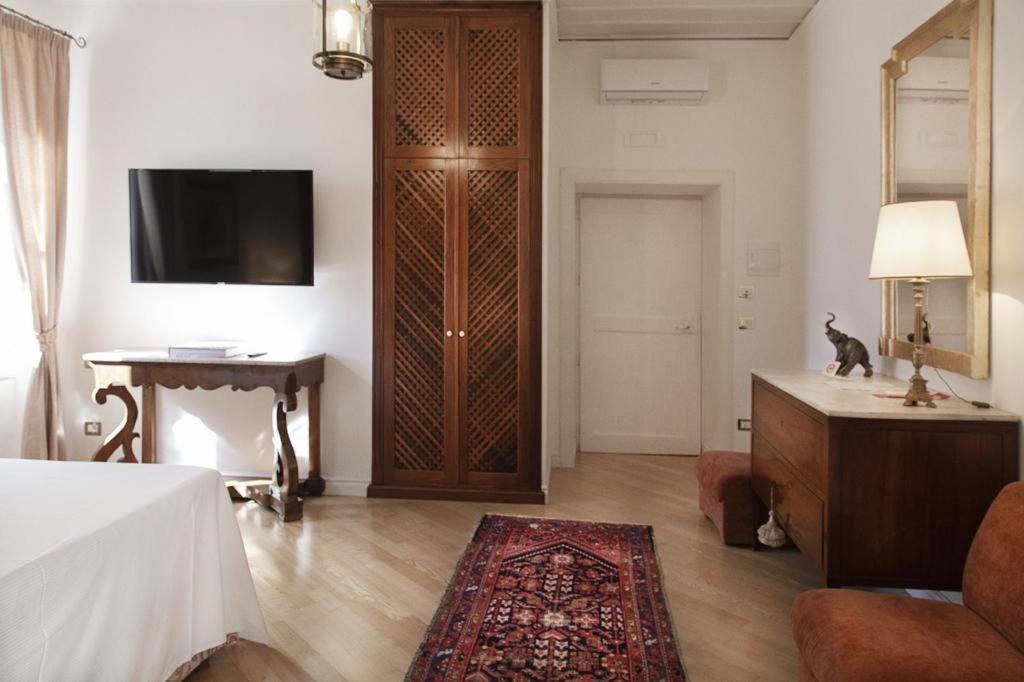 Palazzo Cherubini-Pools & Wellness Rossano Extérieur photo