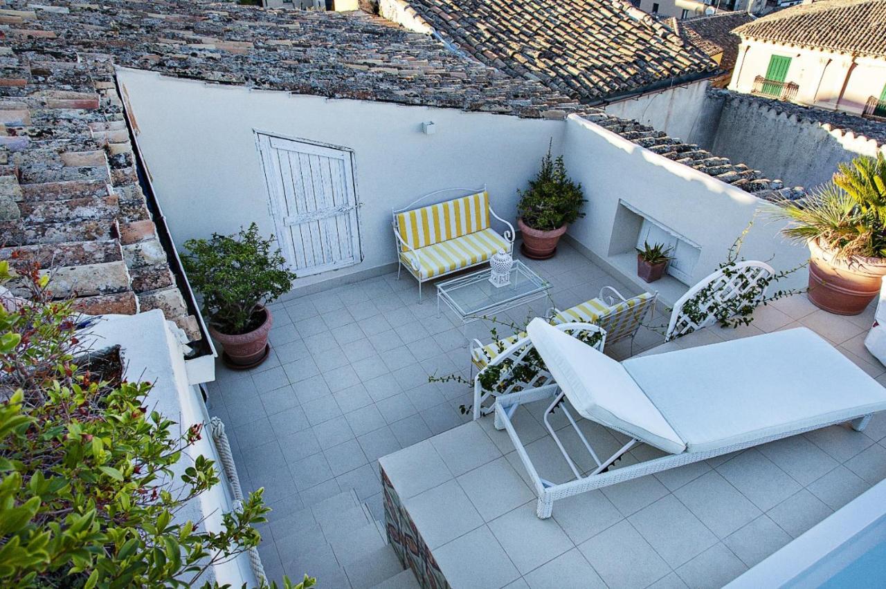 Palazzo Cherubini-Pools & Wellness Rossano Extérieur photo