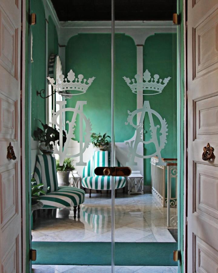 Palazzo Cherubini-Pools & Wellness Rossano Extérieur photo