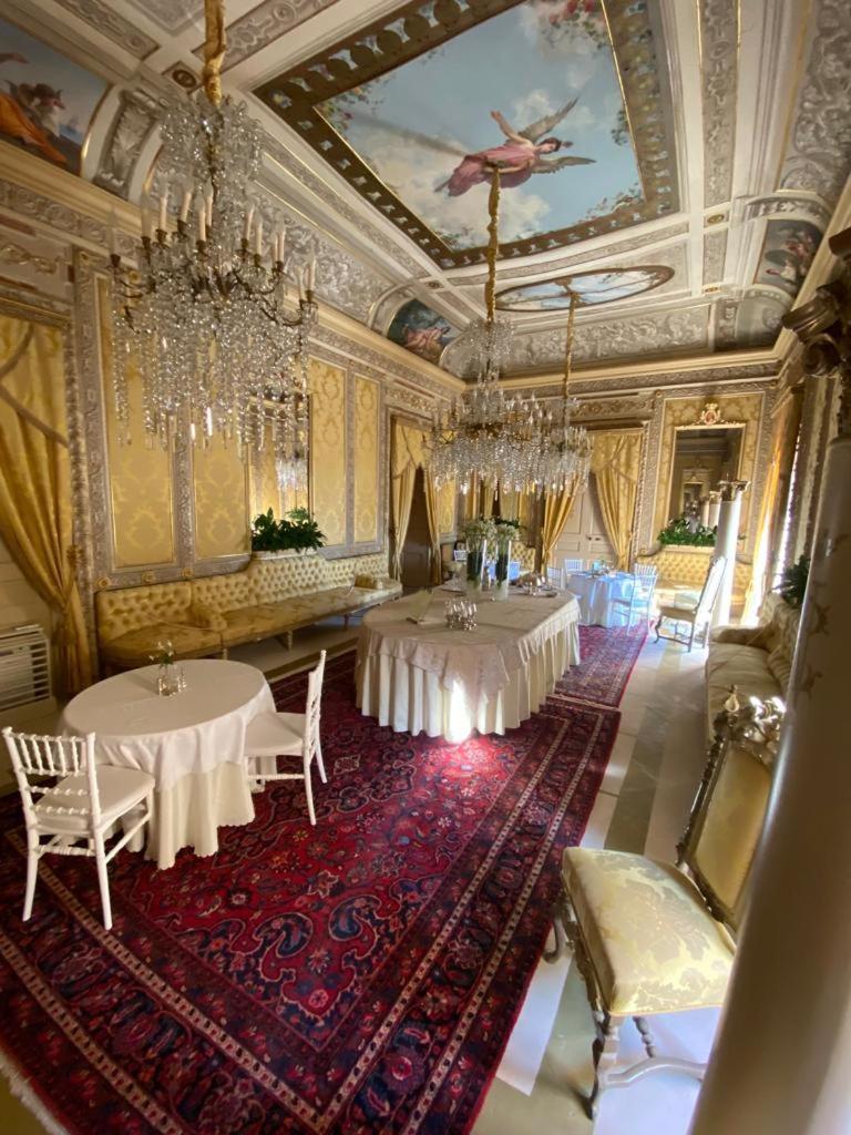 Palazzo Cherubini-Pools & Wellness Rossano Extérieur photo